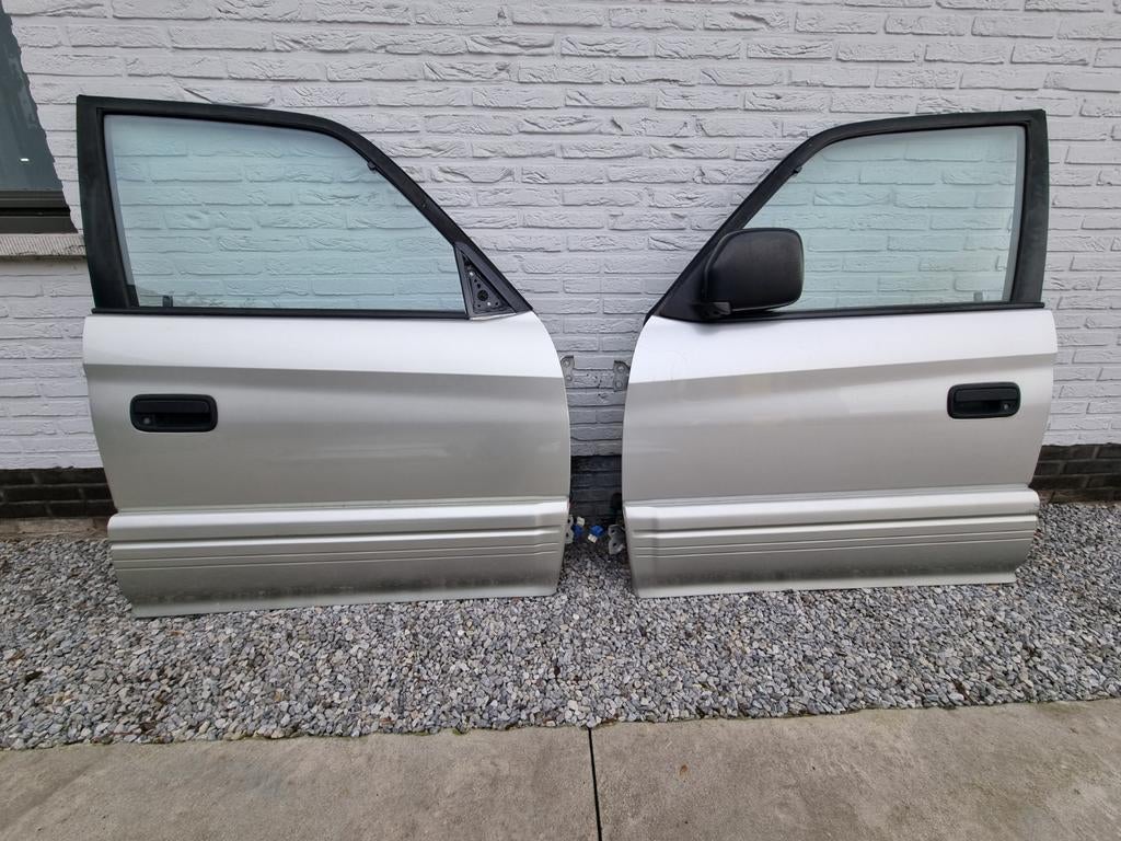 Setje voorste deuren van de land cruiser 90-95 serie, Auto-onderdelen, Ophalen