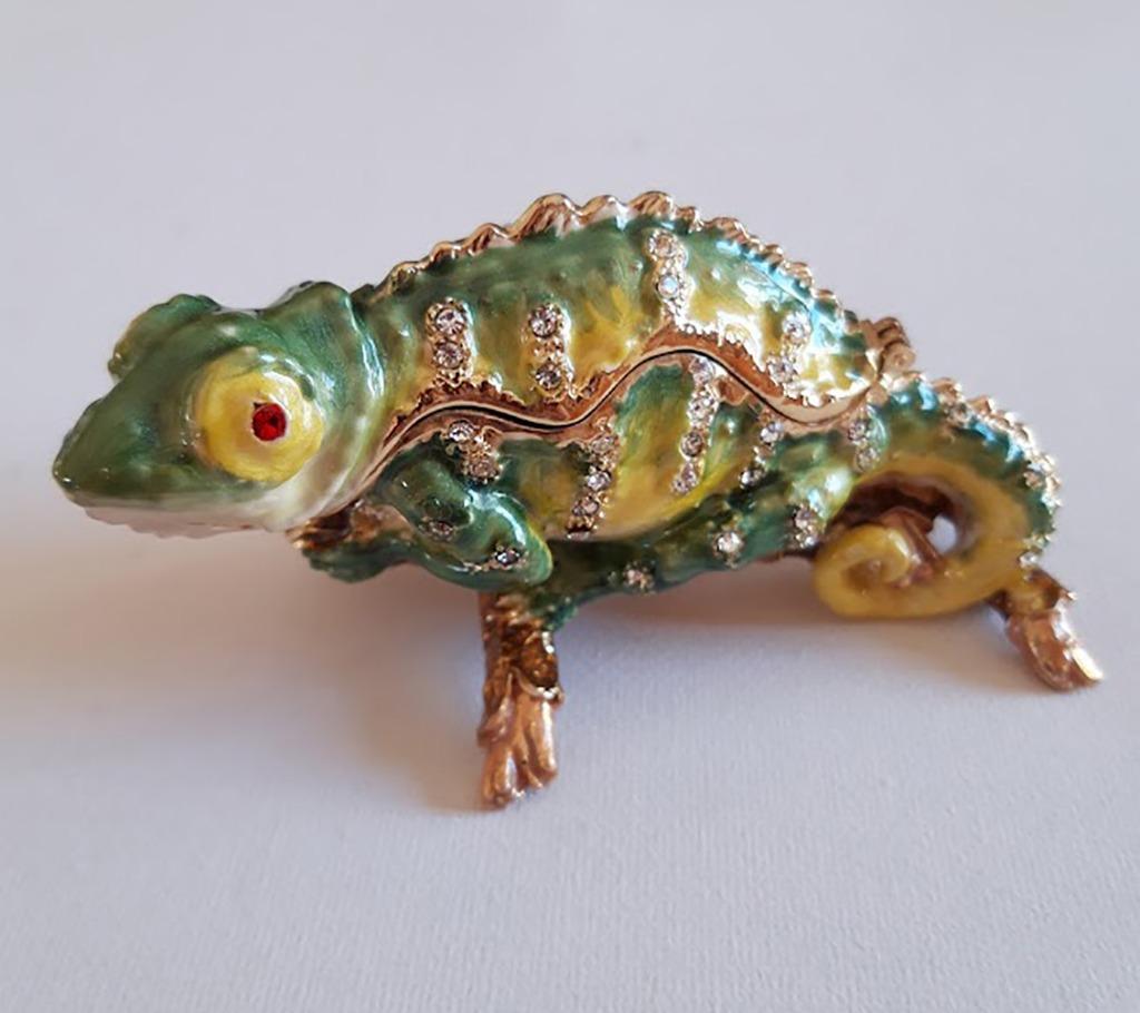 Anno 1925 geëmailleerde koper miniatuur opbergdoosje Iguana, Antiek en Kunst, Verzenden
