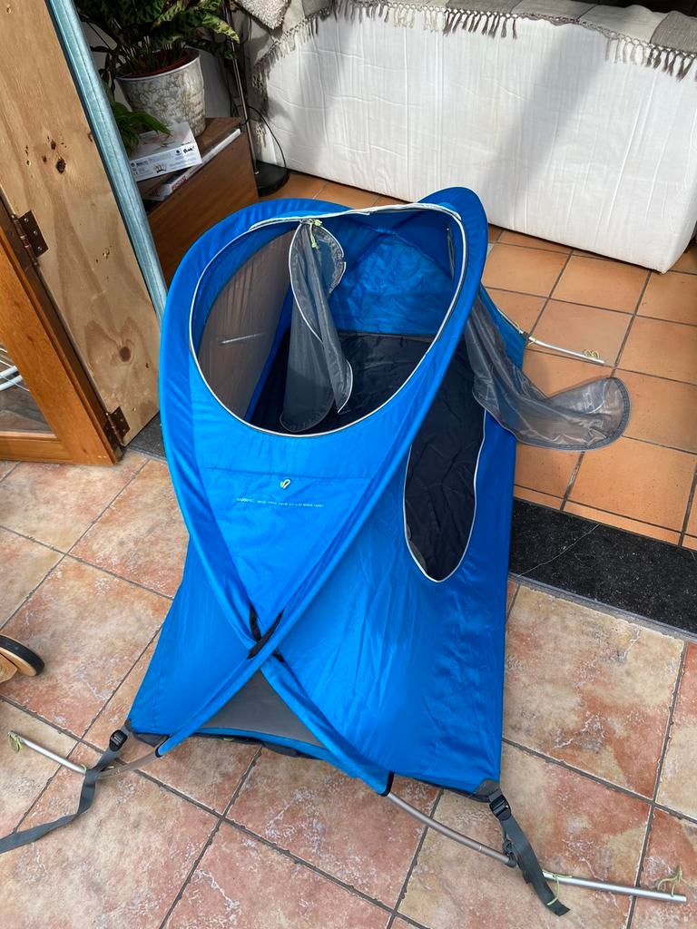 Nomad reisbed / tentje, Enlèvement, Comme neuf