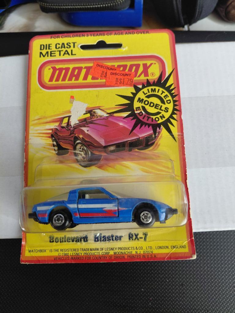 Matchbox  31D Mazda RX 7 Savanna Boulevard Blaster, Enlèvement ou Envoi, Comme neuf, Voiture