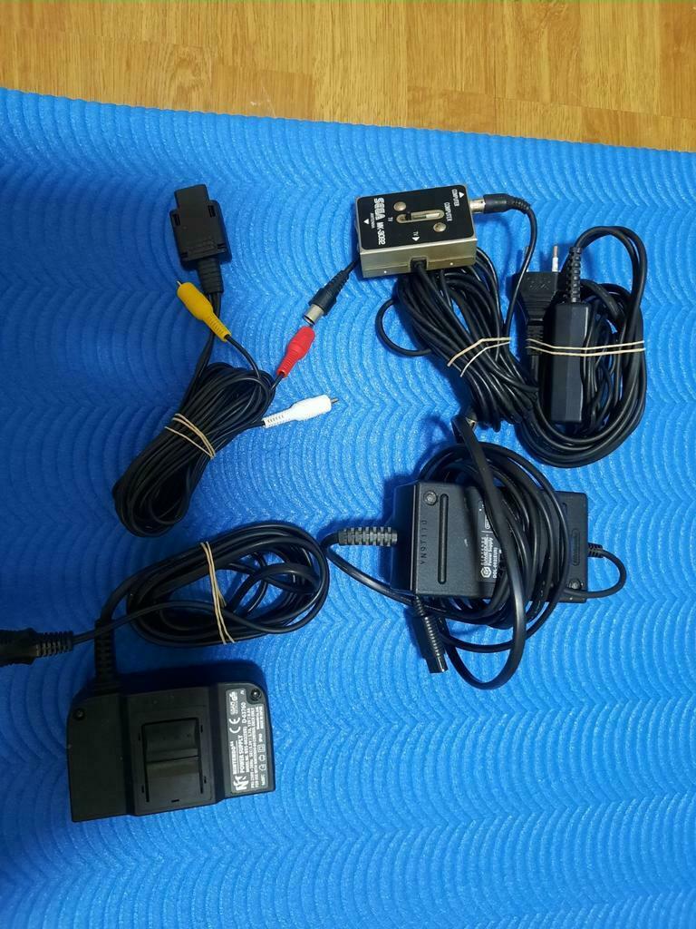Divers cables a vendrenintendo,gamecube,sega,n64., Consoles de jeu & Jeux vidéo, Consoles de jeu | Nintendo Super NES, Utilisé