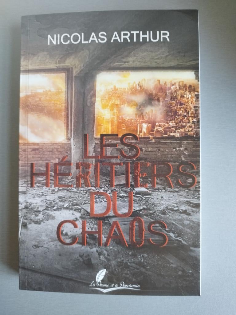 Les héritiers du chaos Nicolas Arthur FANTASY, Livres, Enlèvement ou Envoi, Comme neuf