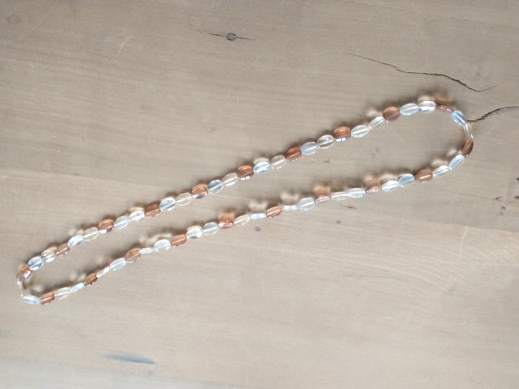 Collier, Bijoux, Sacs & Beauté, Colliers, Comme neuf, Synthétique, Beige, Enlèvement ou Envoi