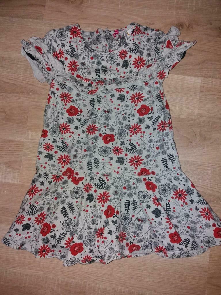 Robe fille 4 ans T104, Robe ou Jupe, Enlèvement ou Envoi, Comme neuf, Fille