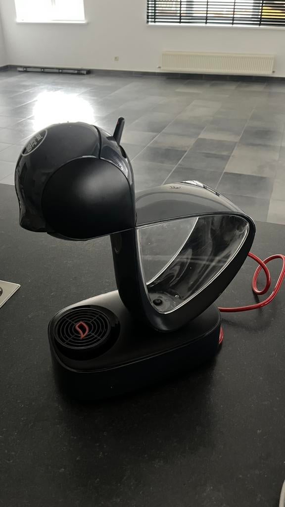 Dolce Gusto Infinissima, Réservoir d'eau amovible, Dosettes et capsules de café, Utilisé, Enlèvement