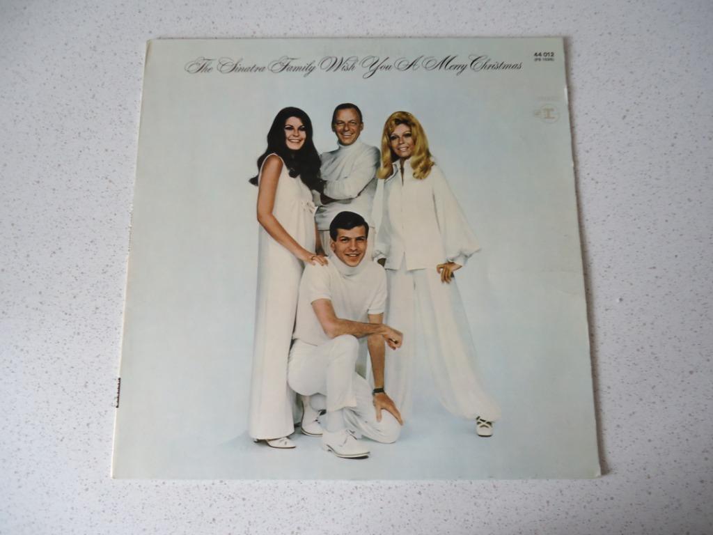 LP  "The Sinatra Family Wish You A Merry Christmas" Reissue, Cd's en Dvd's, Vinyl | Overige Vinyl, Ophalen of Verzenden, Zo goed als nieuw