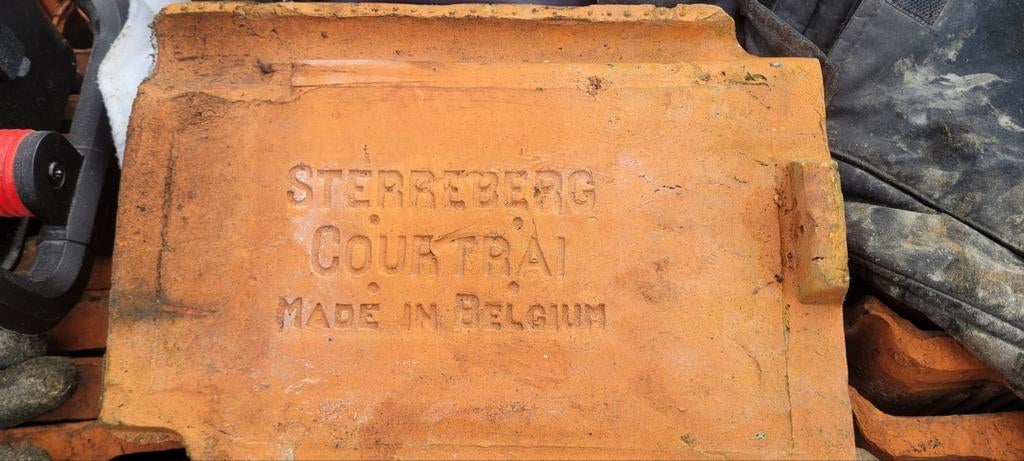 Dakpannen in kratten: Sterreberg - Pottelberg - Marcke, Doe-het-zelf en Bouw, Dakpannen en Dakbedekking, Ophalen, Gebruikt, Steen of Klei