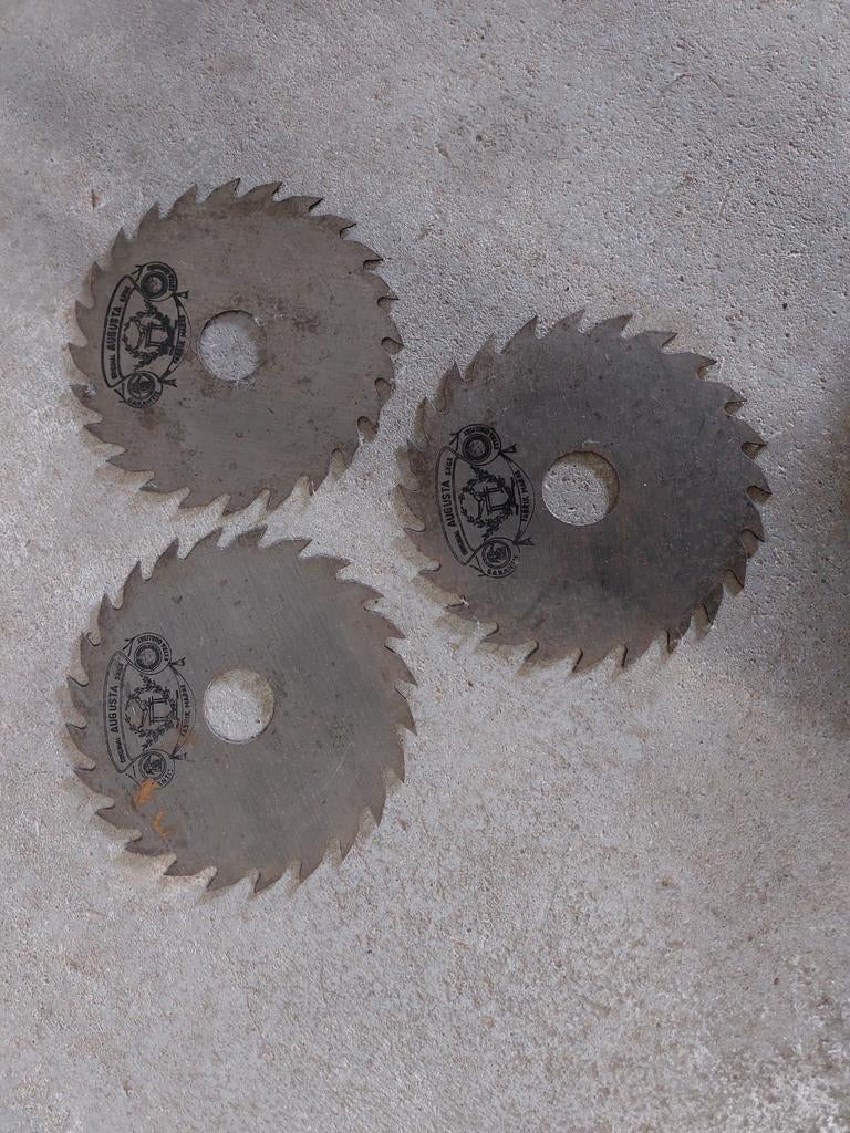 3 scies circulaire, Enlèvement ou Envoi