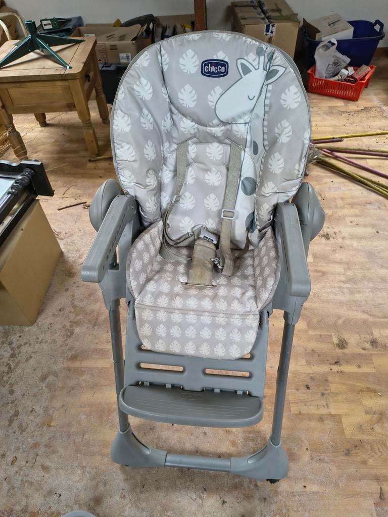 Chaise haute bébé Chicco, Enlèvement, Utilisé, Chicco, Avec ceinture(s)