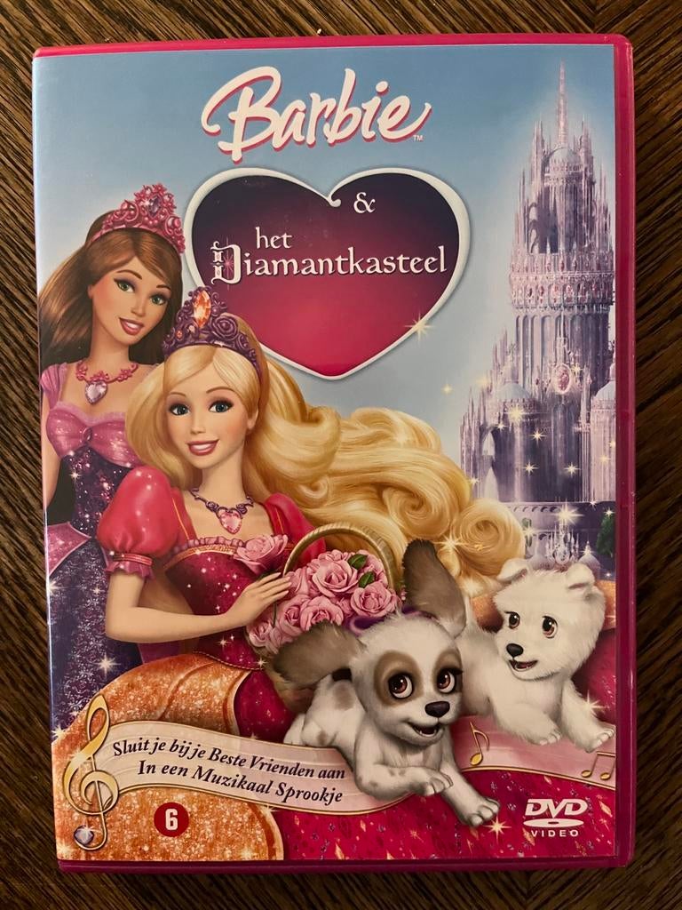 DVD Barbie en Het diamantkasteel, Vanaf 6 jaar, Ophalen of Verzenden, Zo goed als nieuw