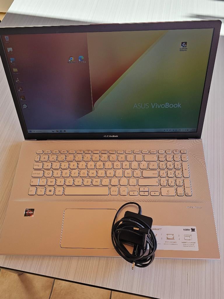 Portable ASUS ViVoBook 17, Ophalen, 2 tot 3 Ghz, ASUS, Refurbished