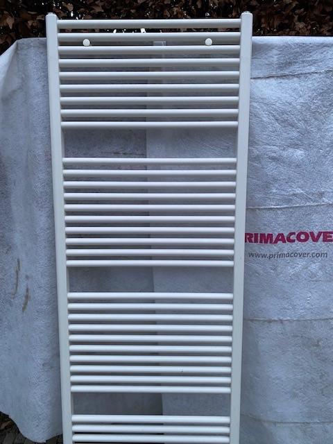 Handdoekradiator, Huis en Inrichting, Ophalen, Overige typen, 50 tot 100 cm, Zo goed als nieuw