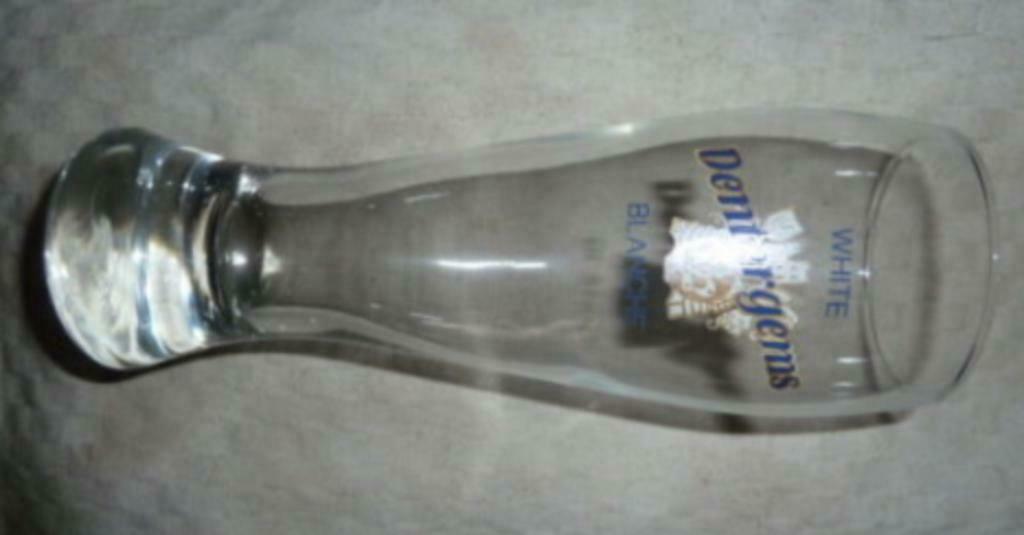 #D bier glas DENTERGEMS White / Blanche brij. Riva Dentergem, Enlèvement ou Envoi, Neuf, Verre à bière