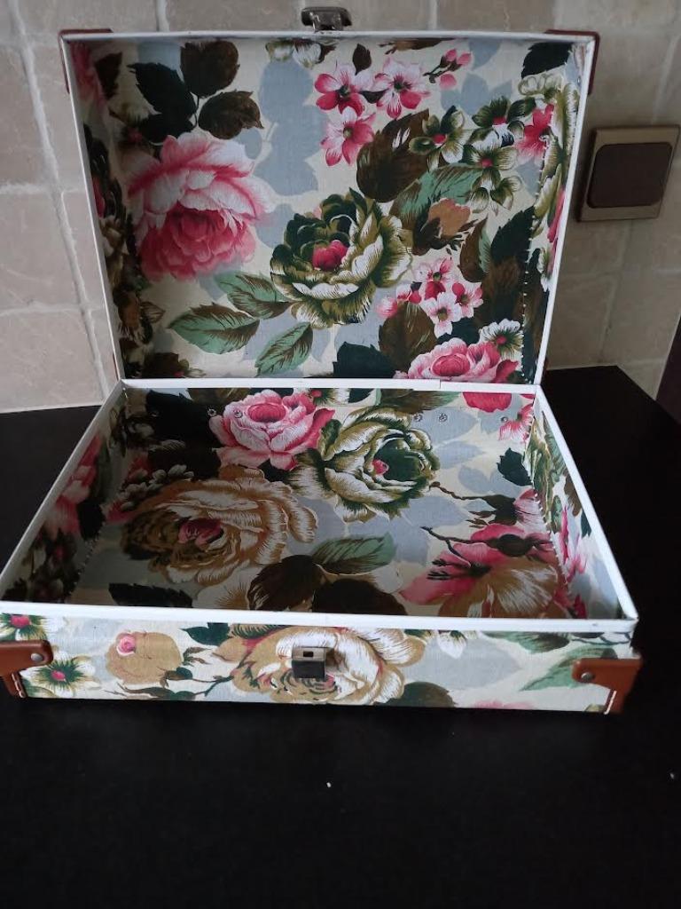 Stoffen decoratie koffer of kistje, Ophalen of Verzenden, Zo goed als nieuw