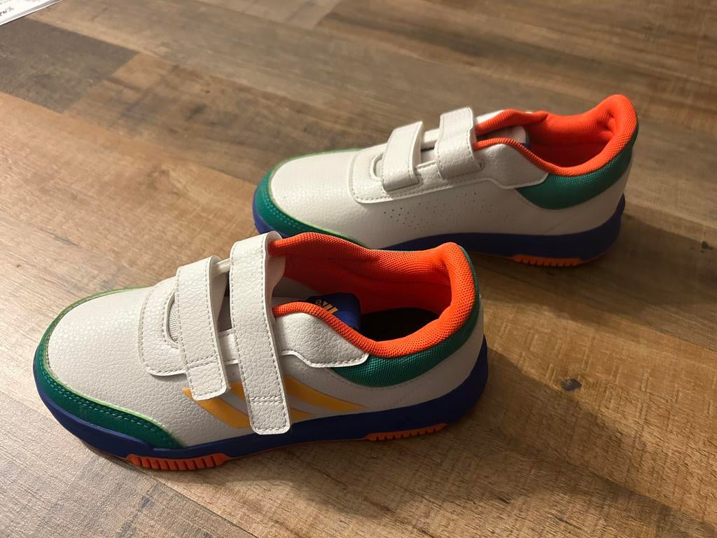 Adidas sneakers Tensaur maat 35, Kinderen en Baby's, Babykleding | Schoentjes en Sokjes, Ophalen, Adidas, Jongetje of Meisje, Nieuw