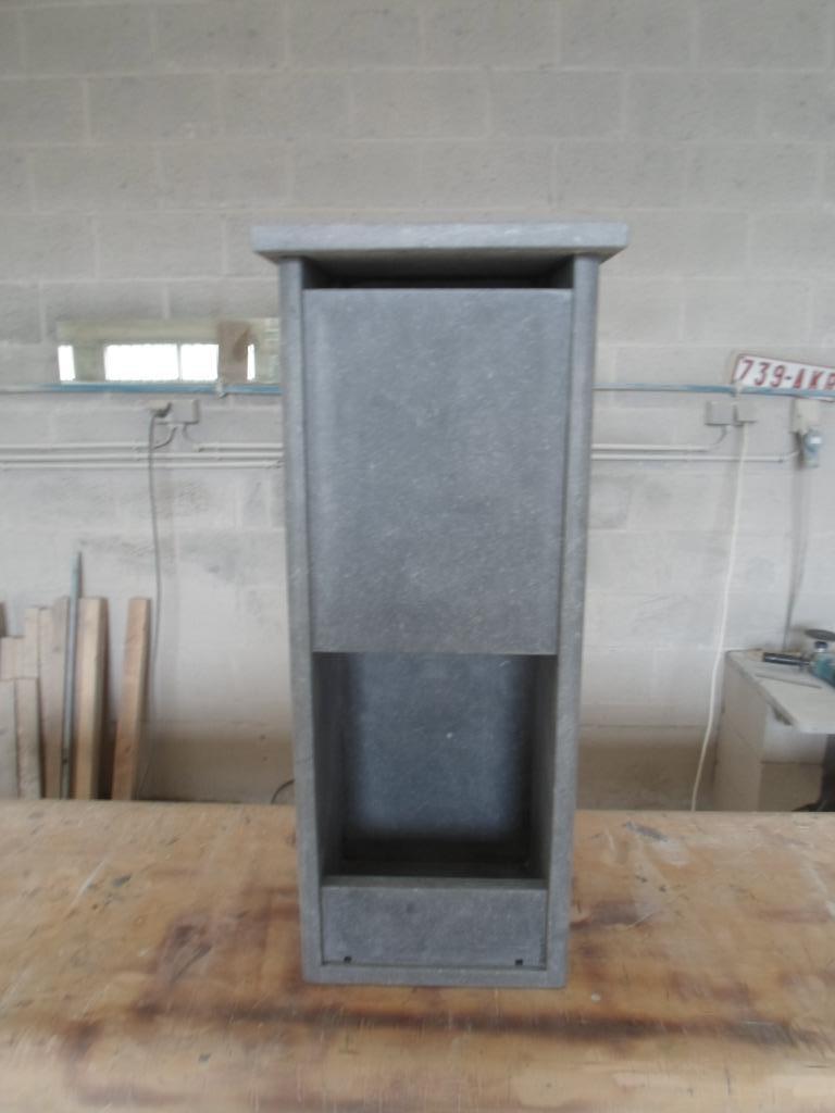 Boîte aux lettres en pierre bleue, Enlèvement, Neuf, Pierre, Sur pied