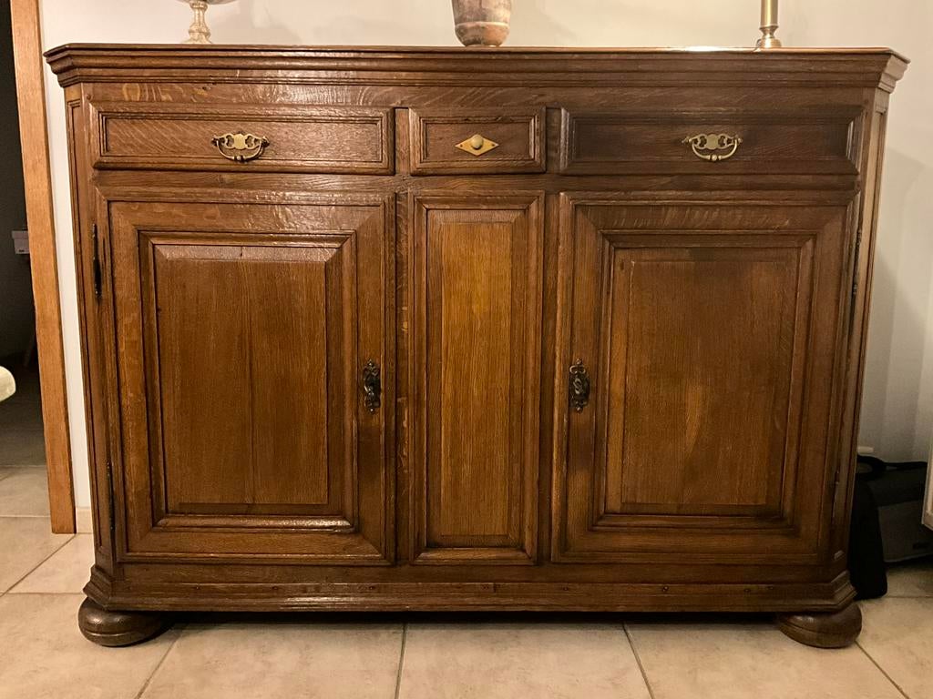 Magnifique dressoir Namurois (état impeccable), Eikenhout, Zo goed als nieuw, Met deur(en), Ophalen