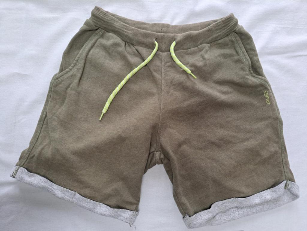 Esprit kaki jersey short maat 164/170, Broek, Jongen of Meisje, Ophalen of Verzenden, Zo goed als nieuw