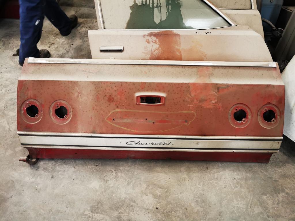 achterklep chevrolet impala 65, Chevrolet, Arrière, Haillon arrière, Enlèvement