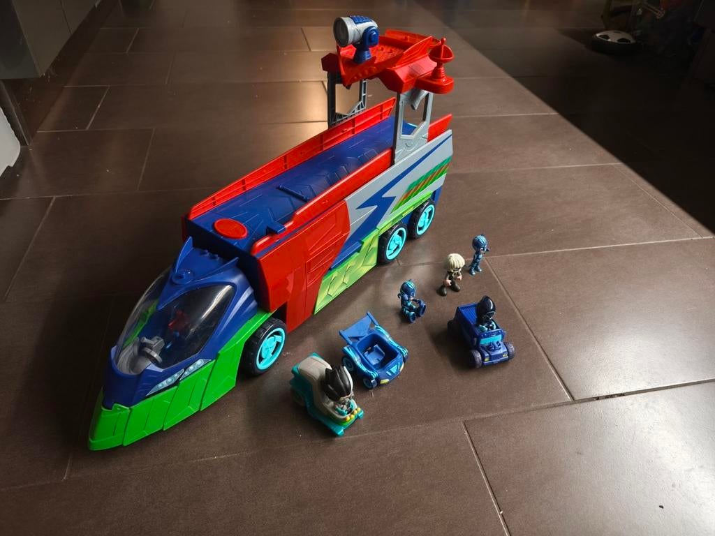 Camion transporteur pyjamasque, Comme neuf