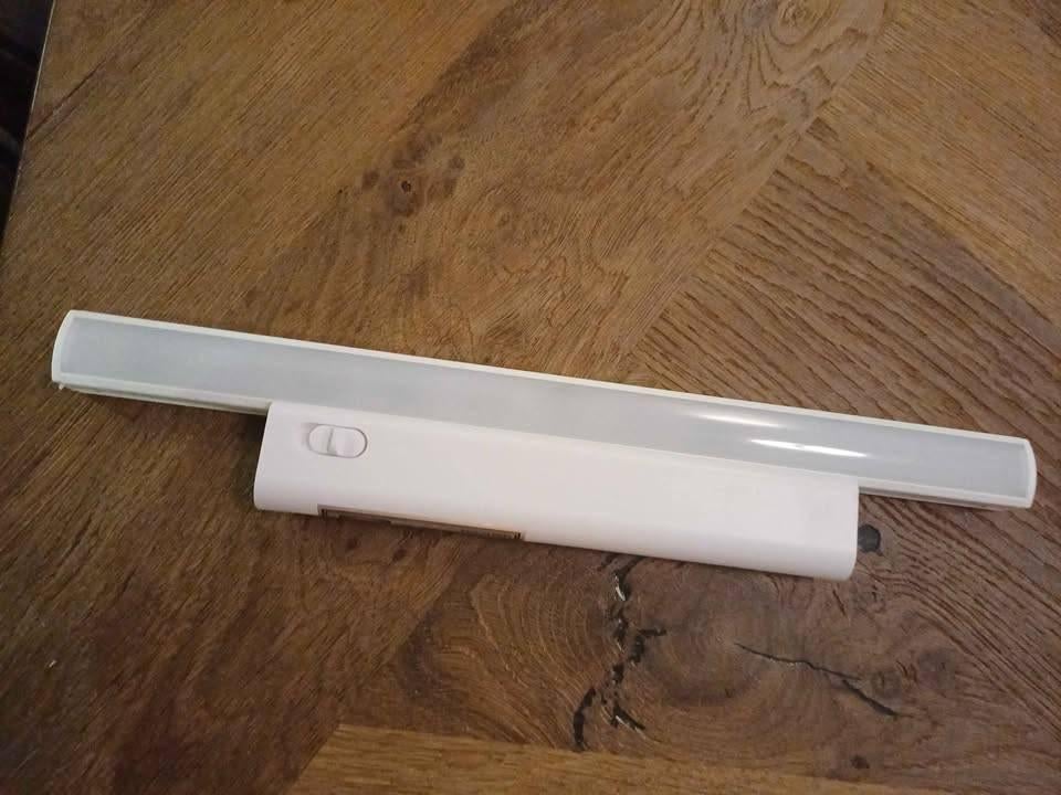 draadloze verlichting kast 1= 5 eur (meerdere beschikbaar), Ophalen, Zo goed als nieuw, Overige typen