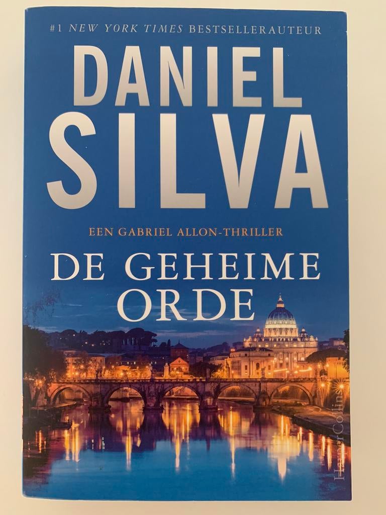 Daniel Silva - De geheime orde, Boeken, Ophalen of Verzenden, Nieuw, Daniel Silva