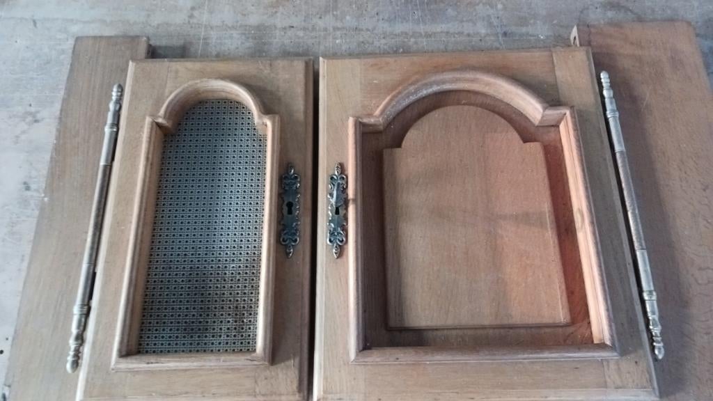 Petites portes d'armoires rétro en chêne, Enlèvement, Comme neuf