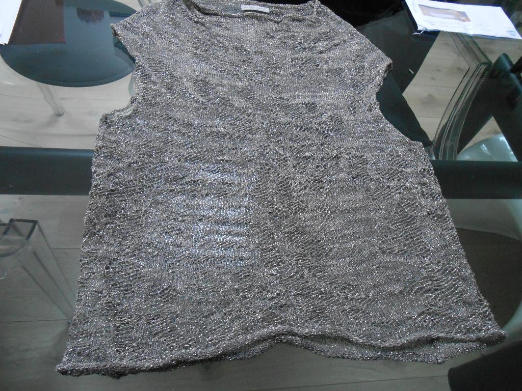 Sarah Pacini, Sarah Pacini, Enlèvement ou Envoi, Porté, Gris