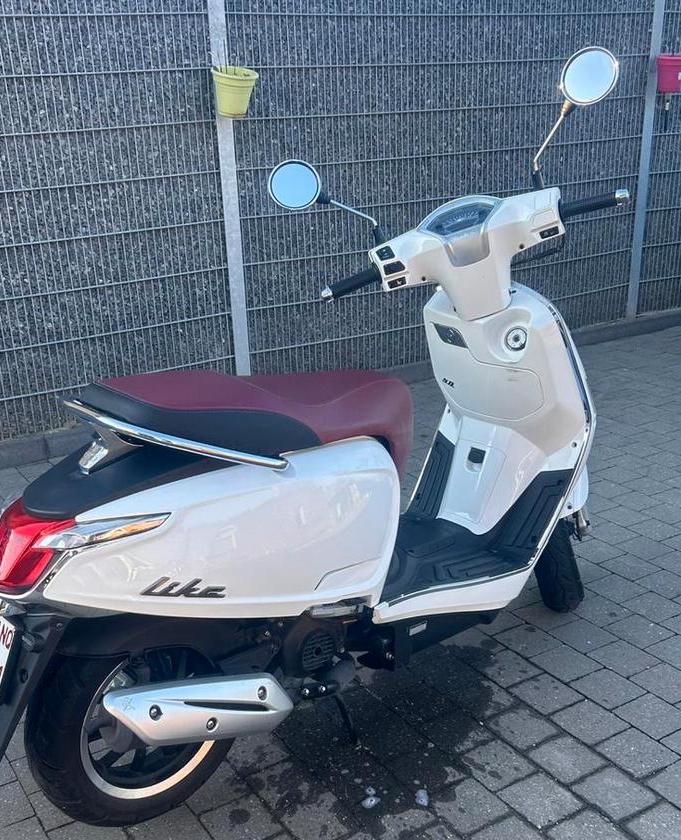 Kymco like 50, Fietsen en Brommers, Ophalen, Gebruikt, Kymco, Benzine