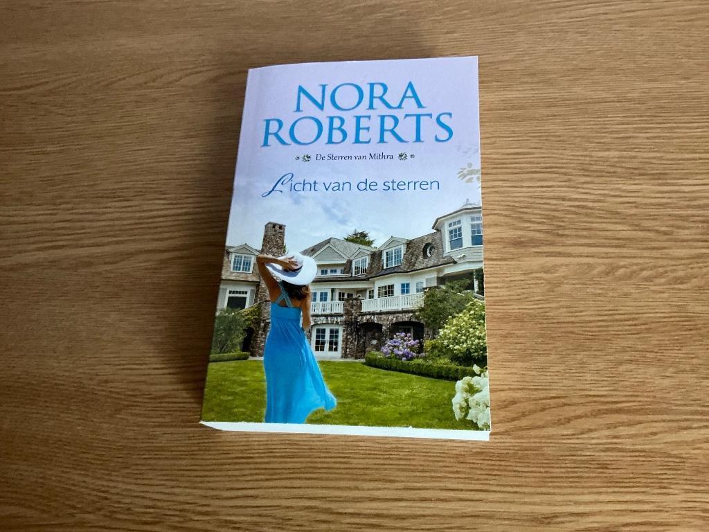 Nora Roberts, Ophalen, Zo goed als nieuw, Nora Roberts, België
