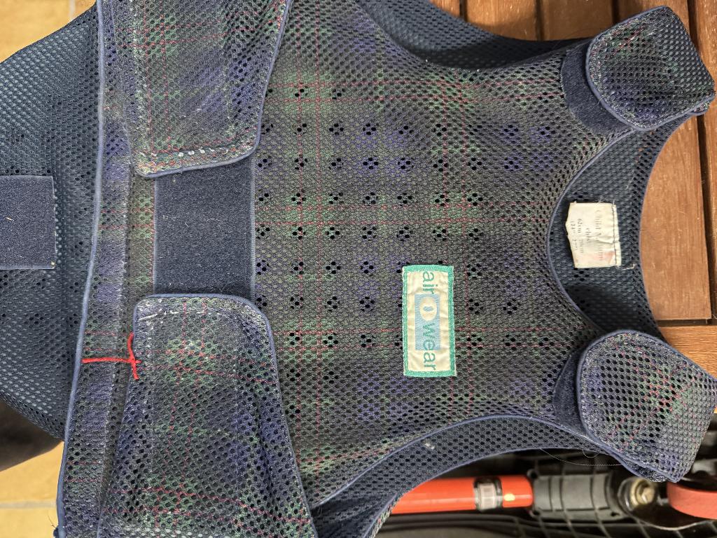 Gilet de protection équitation AIR WEAR, Animaux & Accessoires, Enlèvement, Utilisé, Enfants, Autres types
