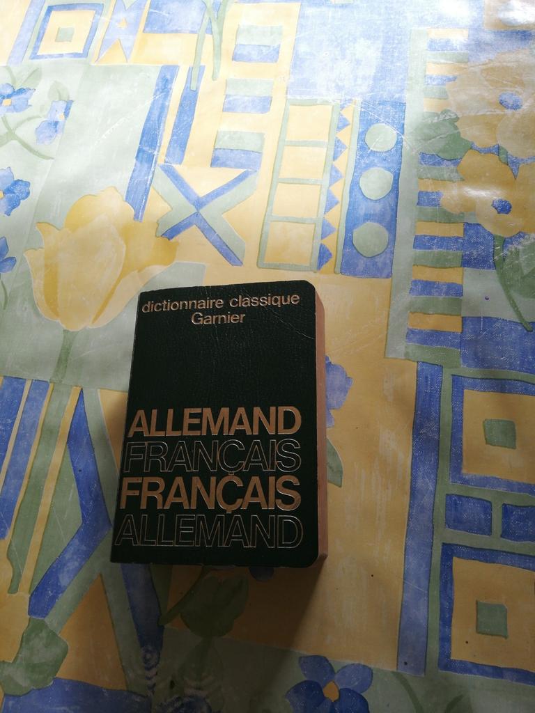 Dictionnaire Allemand - français. Français-allemand., Boeken, Schoolboeken, Zo goed als nieuw, Duits