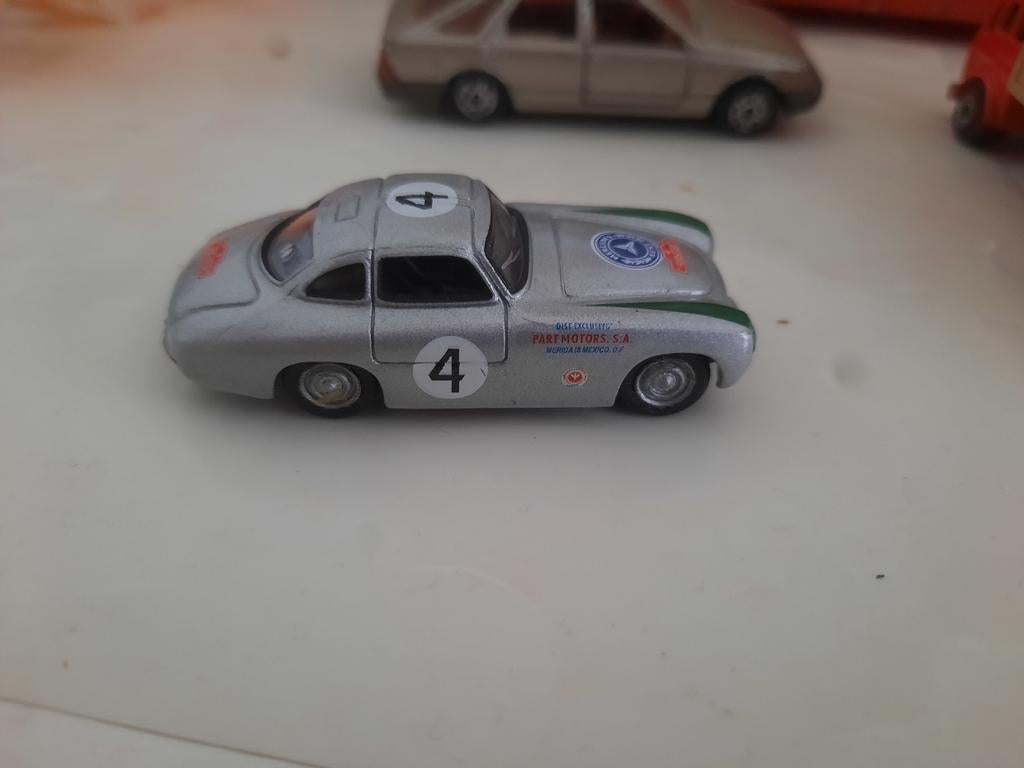 Mercedes Gullwing van Hongwell, Verzenden, Gebruikt, Auto