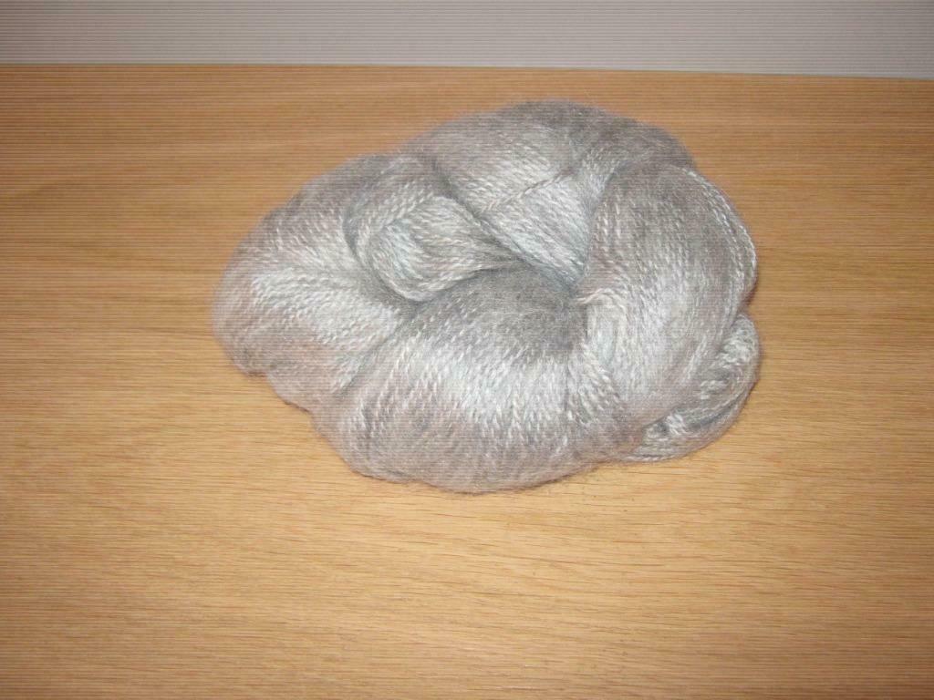 Breiwol grijs, Hobby en Vrije tijd, Ophalen, Nieuw, Breien