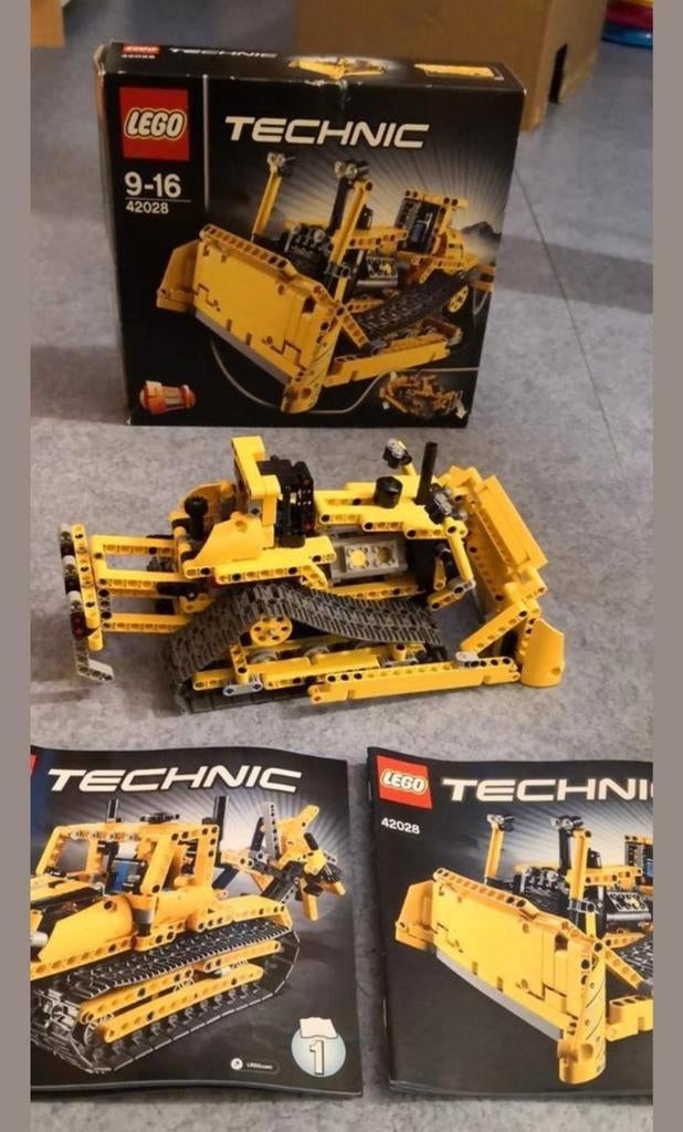 Lego technic bulldozer 42028, Ophalen of Verzenden, Zo goed als nieuw, Complete set, Lego