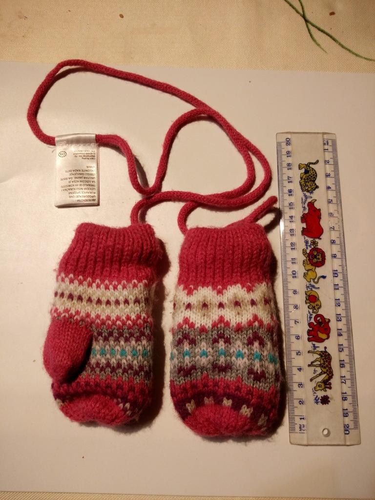 Babywanten met touw, Enfants & Bébés, Vêtements de bébé | Bonnets, Écharpes & Moufles, Mitaines, C&A, Comme neuf, Enlèvement