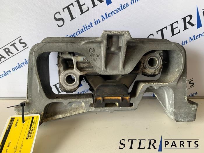 Support moteur d'un Mercedes B-Klasse, Mercedes-Benz, 3 mois de garantie, Utilisé, -