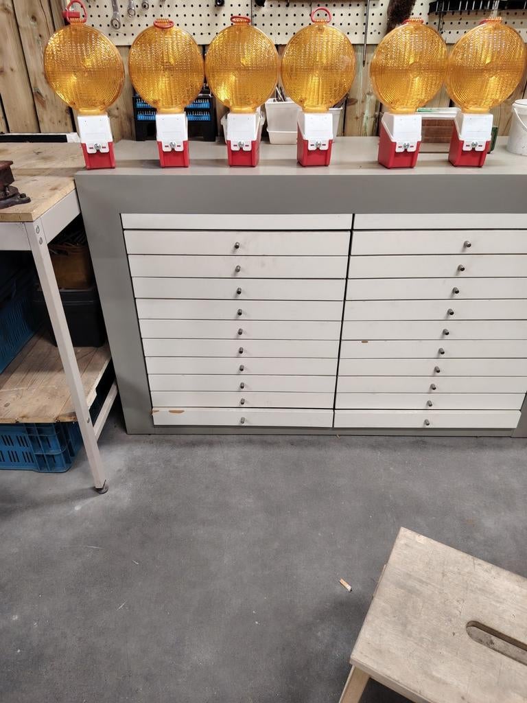 Signalisatie lampen., Doe-het-zelf en Bouw, Ophalen, Zo goed als nieuw