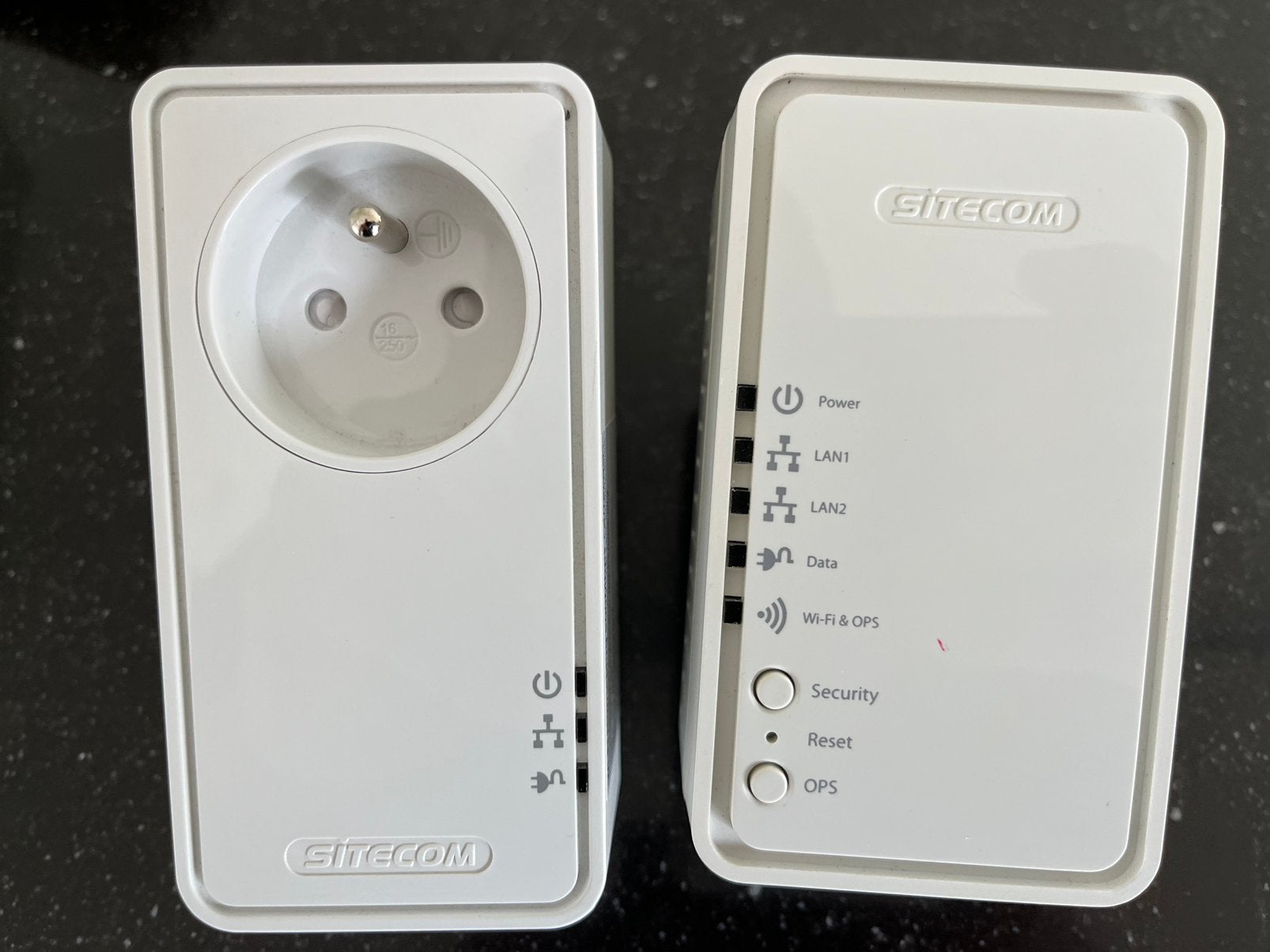 Prise domestique Wifi, Enlèvement, Utilisé