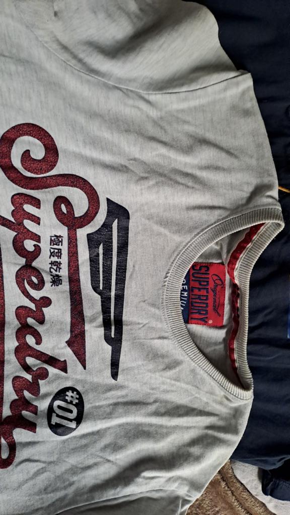 t- shirts superdry en jack and jones maar S heren, Ophalen