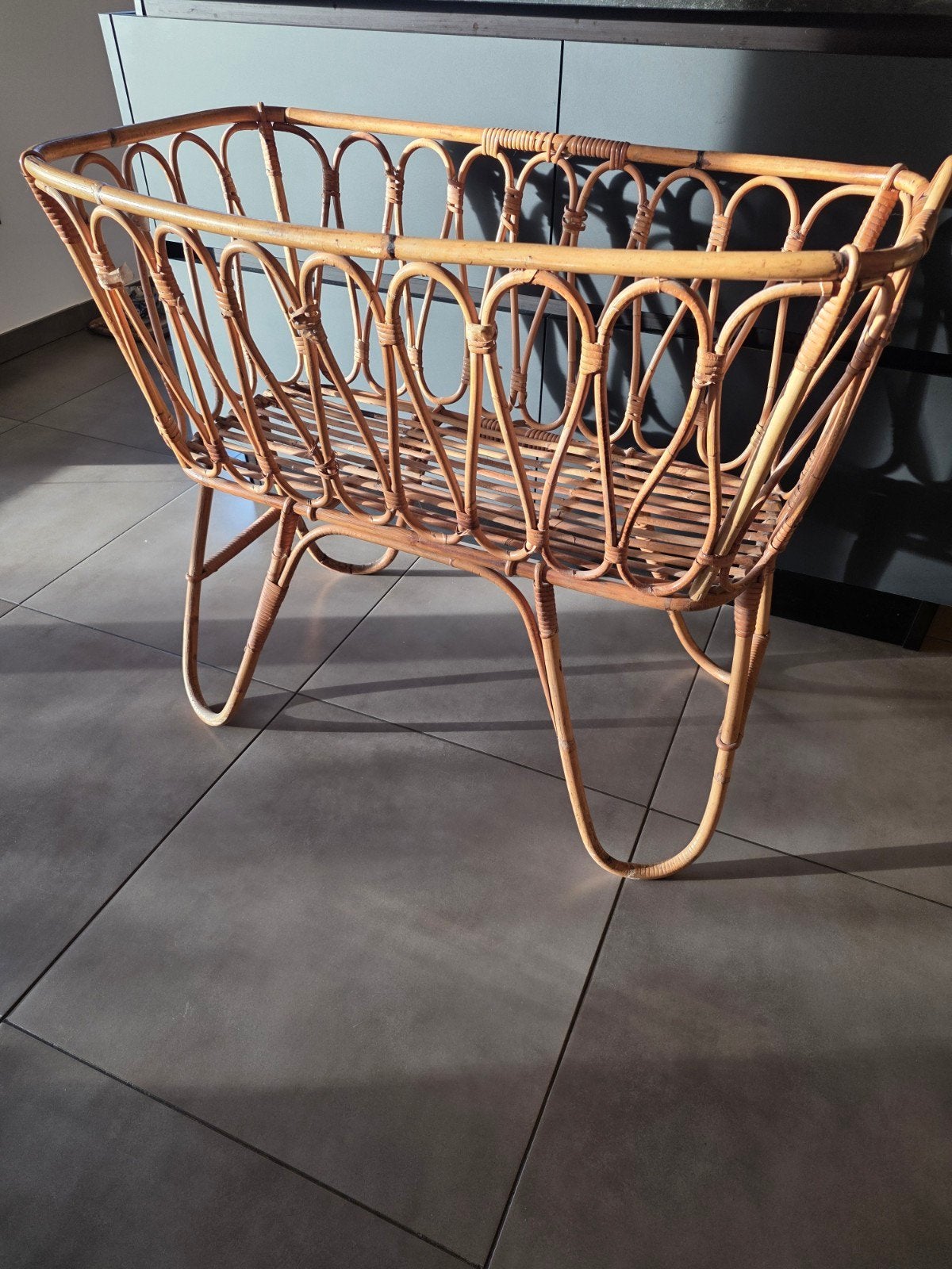 Superbe Berceau Bébé en Rotin Vintage Années 60/70, Enlèvement, Comme neuf, Berceau