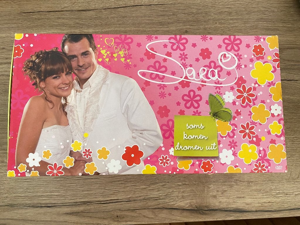 DVD box Sara, Vanaf 16 jaar, Ophalen, Zo goed als nieuw, Overige genres
