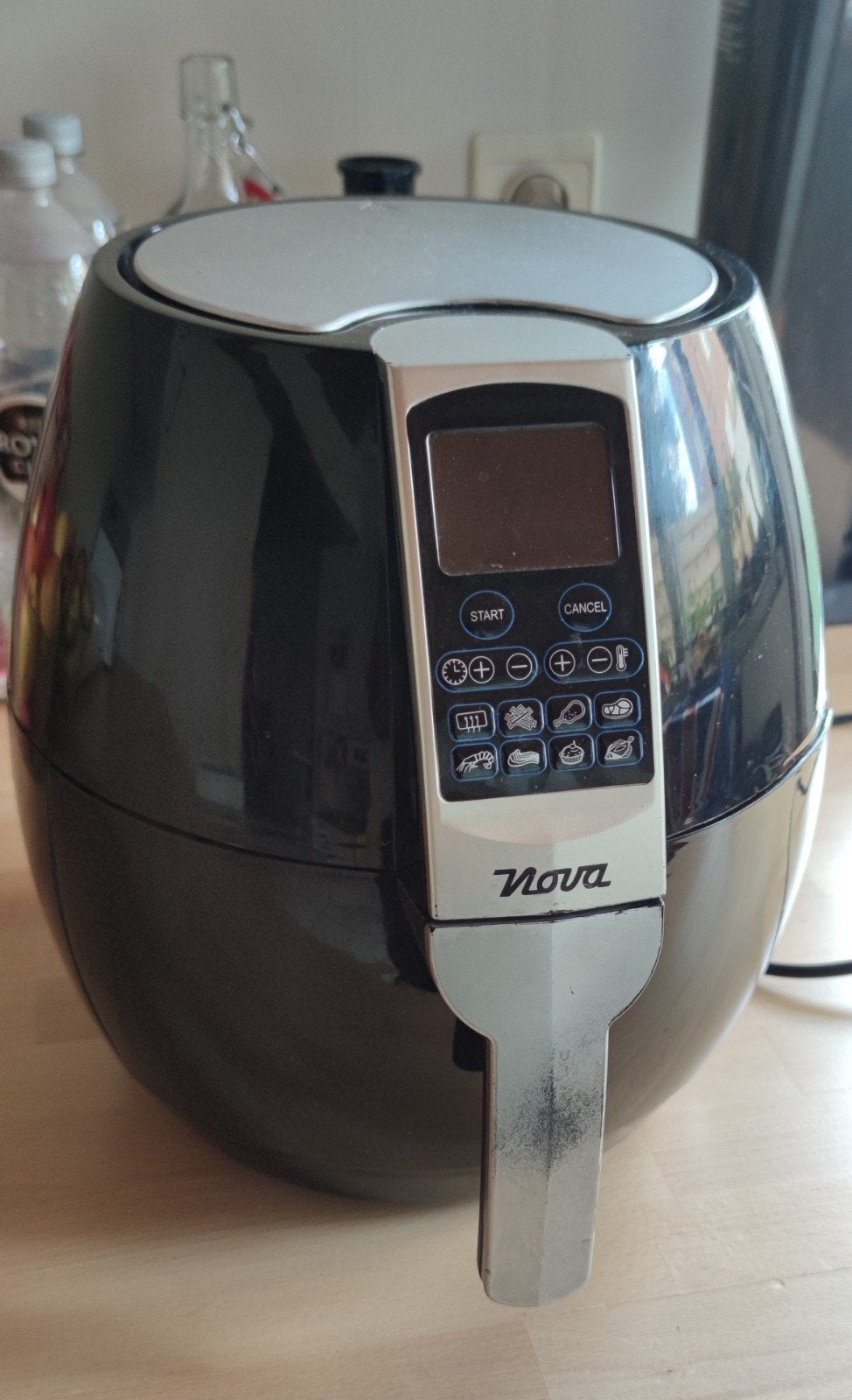 Airfryer Nova, Elektronische apparatuur, Ophalen, Gebruikt, Airfryer