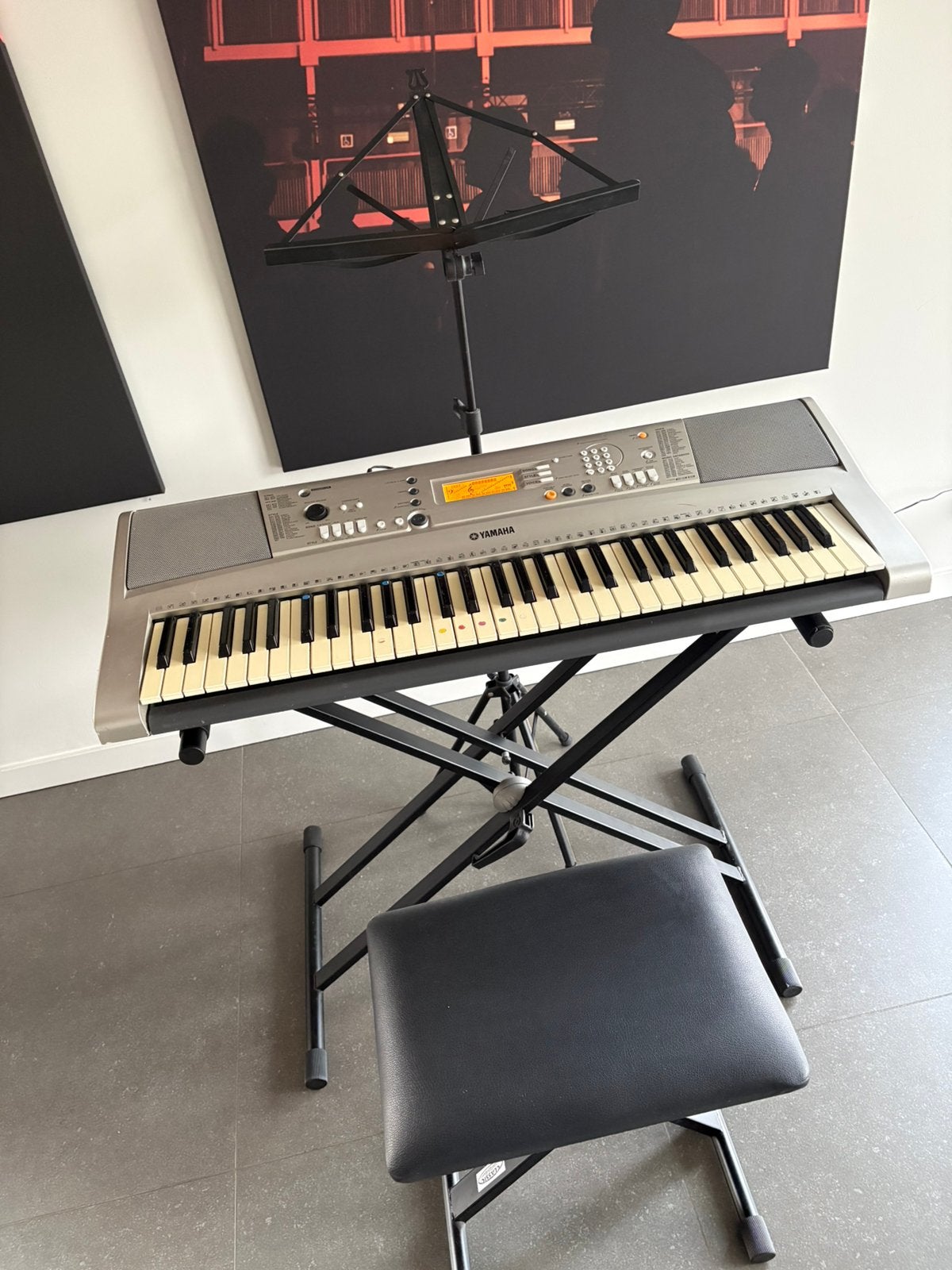 Yamaha ePiano, Muziek en Instrumenten, Keyboards, Ophalen, Zo goed als nieuw, Yamaha, Met standaard