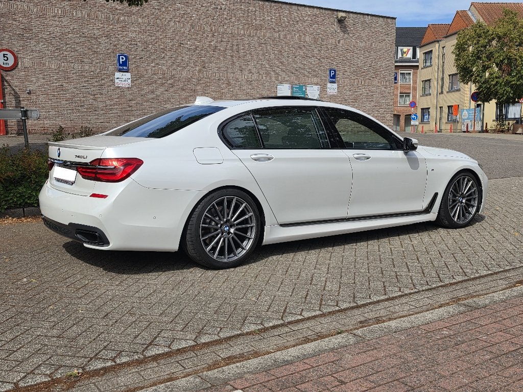 BMW 740Li M Sport | Sky Lounge | Harman | Comfort Seats, Automaat, Dealer onderhouden, Euro 6, 164 g/km