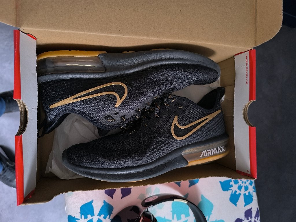 Nike air Max sequent 4 taille 41 comme neuf authentique, Enlèvement ou Envoi, Comme neuf, Baskets