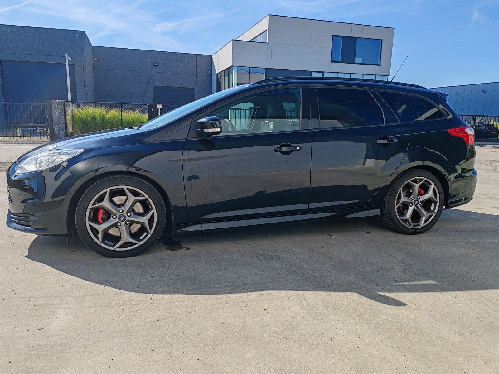 Ford Focus ST3 wagon, Auto's, Ford, Zwart, 4 cilinders, Zwart, Leder