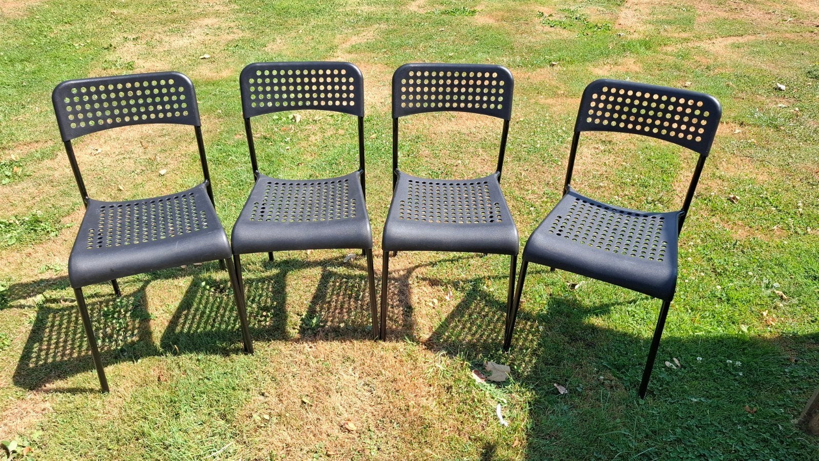 4 zwarte SANDSBERG stoelen
Stoel, zwart, Tuin en Terras, Ophalen, Plastic