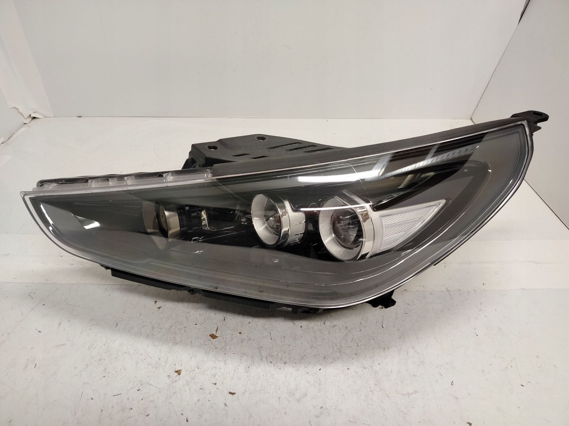 Phare gauche Hyundai I30 III 92101G4120, Heolleung-ro 12
06797  Seoul, Info@hyundai.com, Utilisé, Hyundai