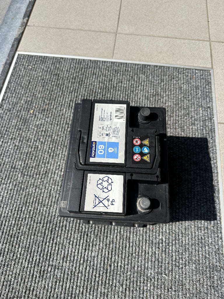 Batterie de voiture NORAUTO BV09 52 Ah - 470 A, Autos : Pièces & Accessoires, Enlèvement, Utilisé, Toyota